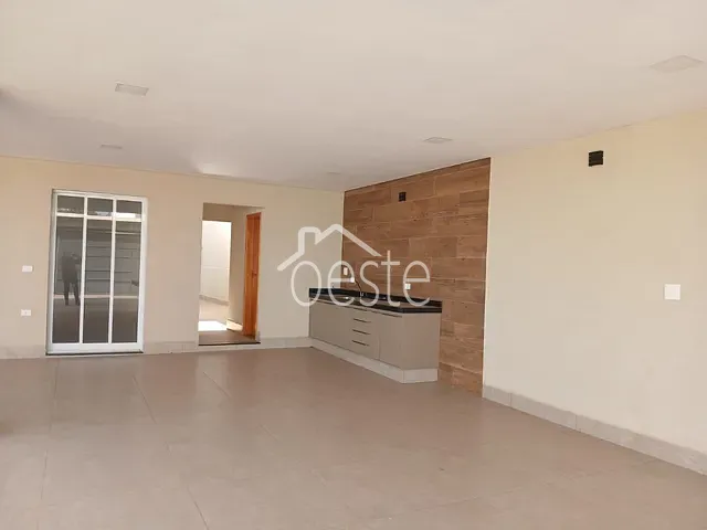 Casa com 333m² 3 quartos e 3 banheiros, à venda, no bairro Residencial Dona Margarida em Santa Bárbara D'Oeste