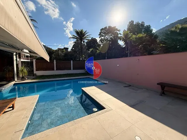 Casa com 428m² 3 quartos e 5 banheiros, à venda, no bairro Limoeiro em Guapimirim