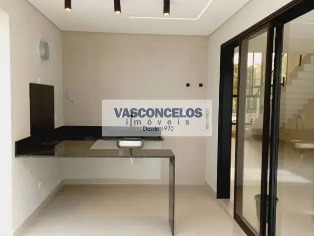 Casa com 250m² 4 quartos e 4 banheiros, à venda, no bairro Piedade em Caçapava
