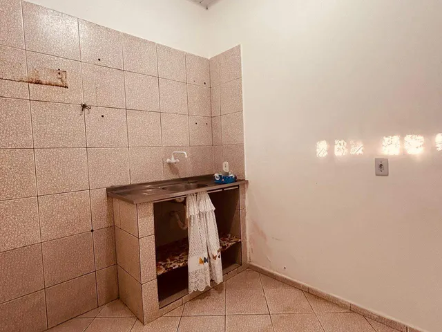 Casa com 420m² 2 quartos e 1 banheiro, à venda, no bairro Guriri em Cabo Frio