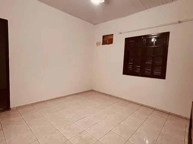 Casa com 420m² 2 quartos e 1 banheiro, à venda, no bairro Guriri em Cabo Frio