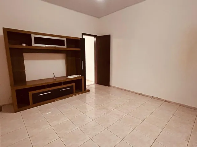 Casa com 420m² 2 quartos e 1 banheiro, à venda, no bairro Guriri em Cabo Frio
