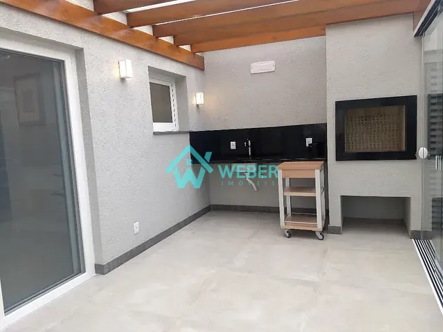 Casa com 284m² 2 quartos e 3 banheiros, à venda, no bairro Rondônia em Novo Hamburgo