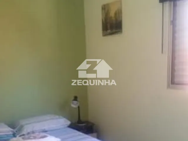 Casa com 180m² 3 quartos e 1 banheiro, à venda, no bairro Santo Antonio em Osasco