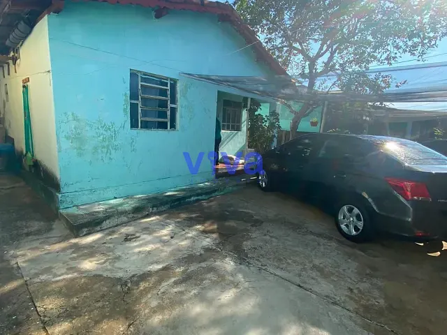 Casa 3 quartos e 2 banheiros, à venda, no bairro Setor Garavelo em Aparecida de Goiânia