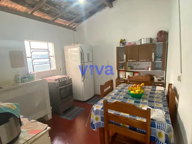 Casa 3 quartos e 2 banheiros, à venda, no bairro Setor Garavelo em Aparecida de Goiânia