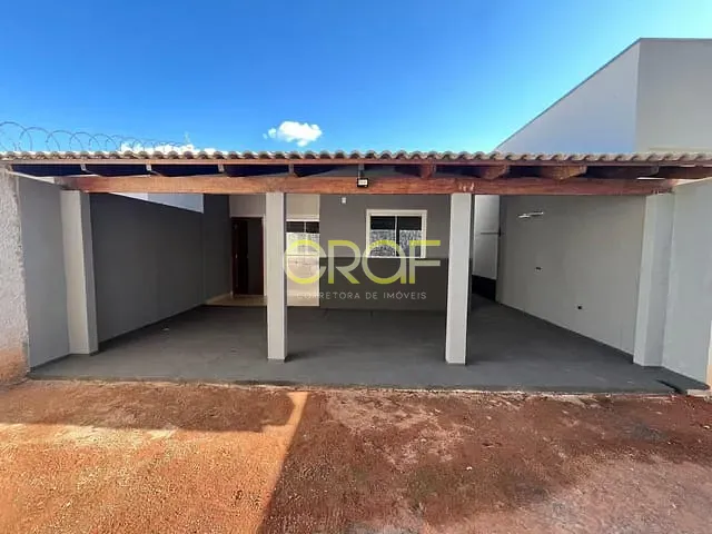 Casa 2 quartos e 2 banheiros, à venda ou para alugar, no bairro Parque da Colina II em Formosa