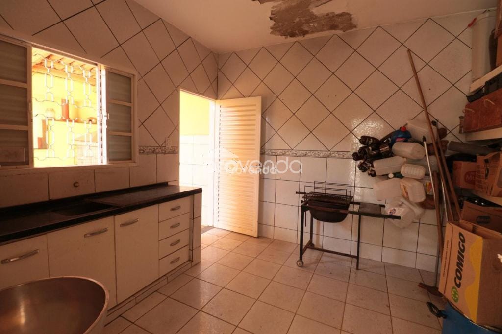 Casa, 4 quartos, 288 m² - Foto 11