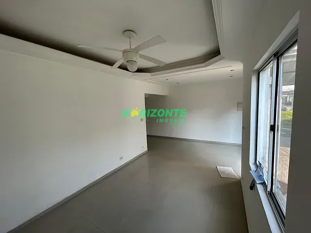 Casa com 150m² 3 quartos e 2 banheiros, à venda, no bairro Jardim Califórnia em Jacareí