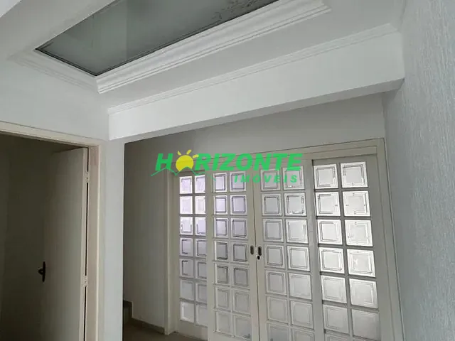 Casa com 150m² 3 quartos e 2 banheiros, à venda, no bairro Jardim Califórnia em Jacareí