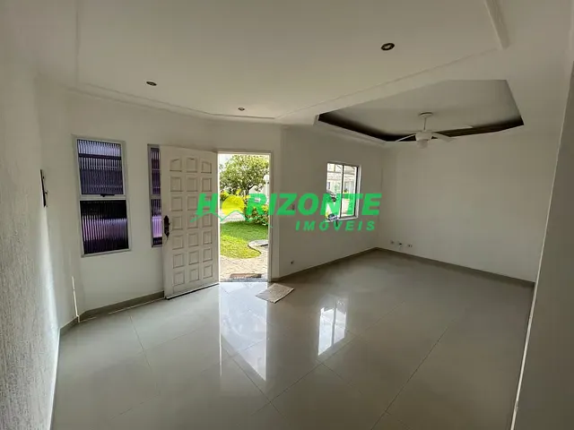 Casa com 150m² 3 quartos e 2 banheiros, à venda, no bairro Jardim Califórnia em Jacareí
