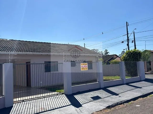 Casa com 214m² 2 quartos e 1 banheiro, para alugar, no bairro Jardim Pioneiros em Rolândia