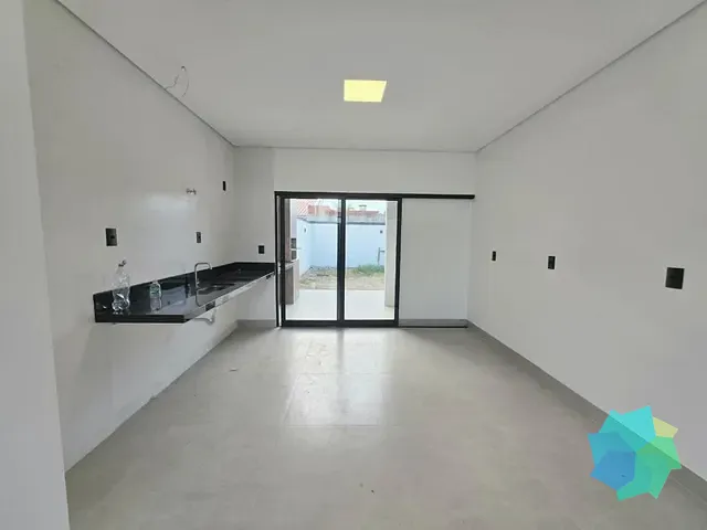 Casa com 176m² 2 quartos e 2 banheiros, à venda, no bairro Loteamento Terras de São Pedro e São Paulo em Salto