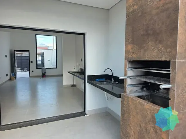 Casa com 176m² 2 quartos e 2 banheiros, à venda, no bairro Loteamento Terras de São Pedro e São Paulo em Salto