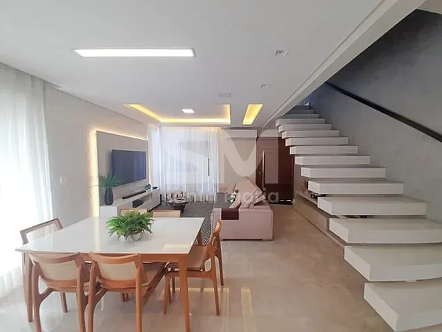 Casa com 450m² 3 quartos e 3 banheiros, à venda, no bairro Bom Retiro em Chapecó