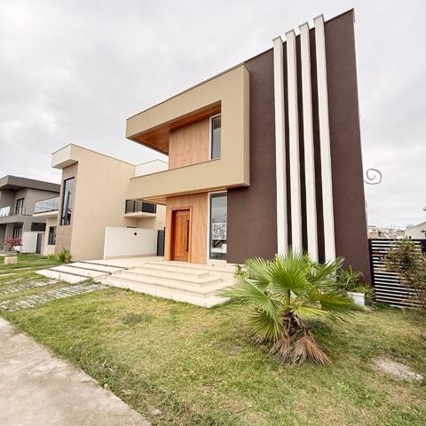 Casa com 360m² 3 quartos e 5 banheiros, à venda, no bairro Nova São Pedro em São Pedro da Aldeia