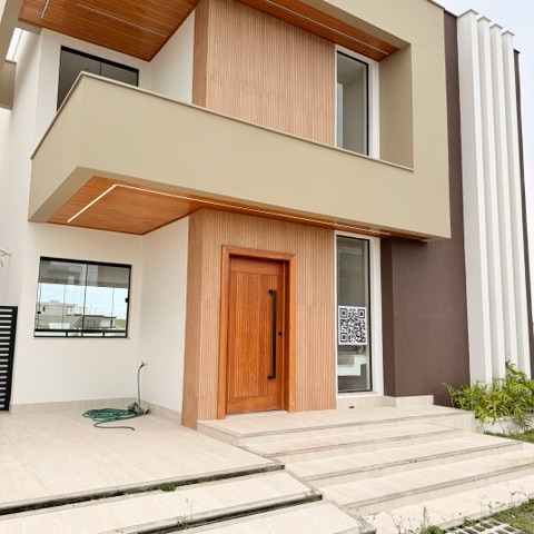 Casa com 360m² 3 quartos e 5 banheiros, à venda, no bairro Nova São Pedro em São Pedro da Aldeia