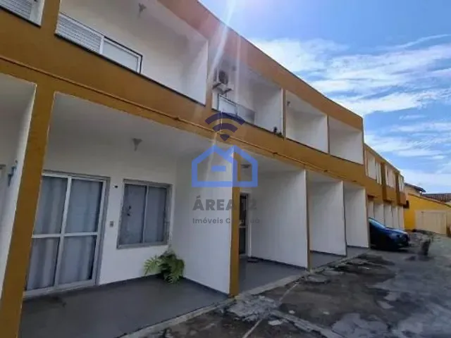 Casa com 107m² 2 quartos e 2 banheiros, à venda, no bairro Jardim Britânia em Caraguatatuba