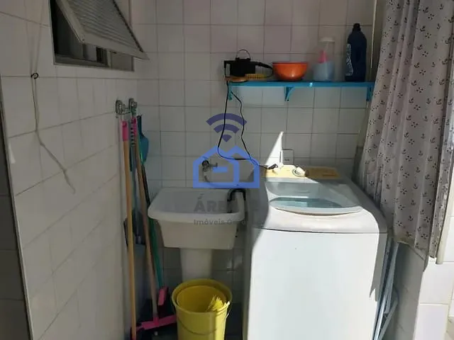 Casa com 107m² 2 quartos e 2 banheiros, à venda, no bairro Jardim Britânia em Caraguatatuba