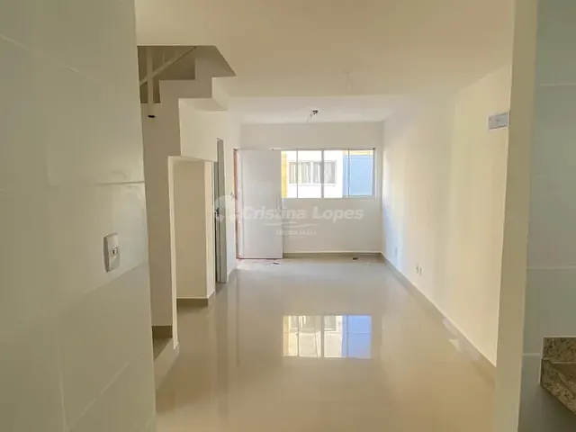Casa 3 quartos e 3 banheiros, à venda, no bairro Morros em Teresina