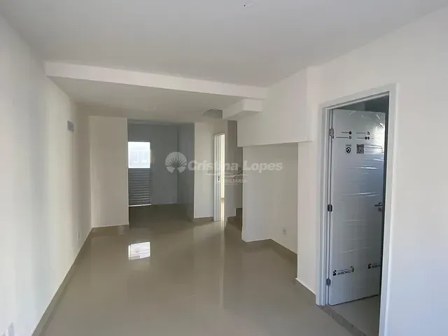 Casa 3 quartos e 3 banheiros, à venda, no bairro Morros em Teresina