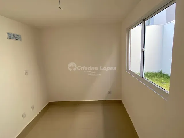Casa 3 quartos e 3 banheiros, à venda, no bairro Morros em Teresina