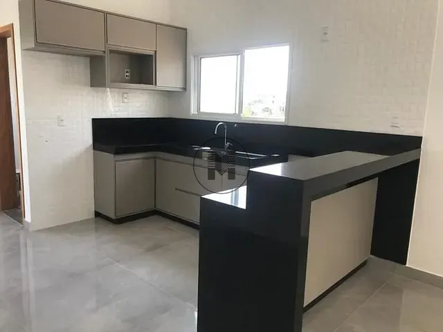 Casa com 250m² 3 quartos e 4 banheiros, à venda, no bairro Caçapava Velha em Caçapava