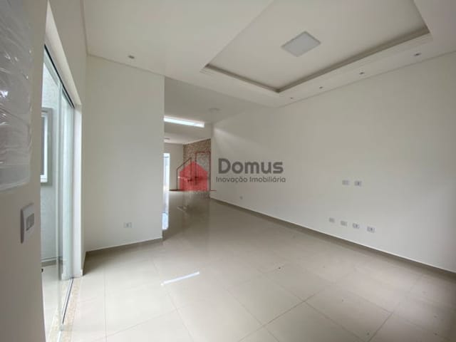 Casa à venda, no bairro Condomínio Residencial e Comercial Laguna em Pindamonhangaba