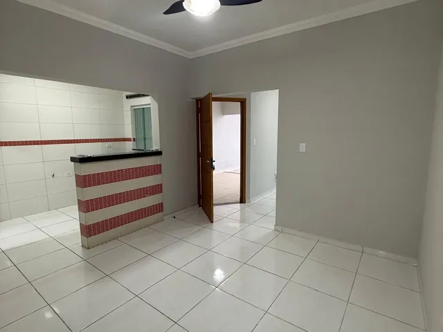 Casa 3 quartos e 1 banheiro, para alugar, no bairro Parque Nova Carioba em Americana