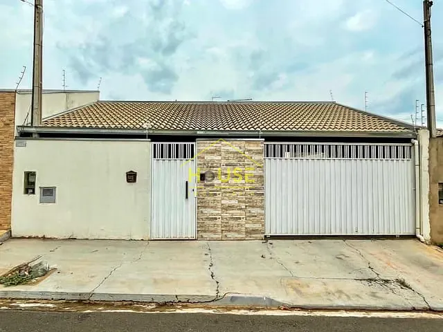 Casa com 160m² 2 quartos e 3 banheiros, à venda, no bairro Belo Horizonte II em Votuporanga