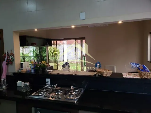 Casa com 720m² 4 quartos e 5 banheiros, à venda, no bairro Boa Esperança em Cuiabá