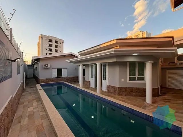 Casa com 300m² 3 quartos e 3 banheiros, à venda, no bairro Vila Vitória II em Indaiatuba