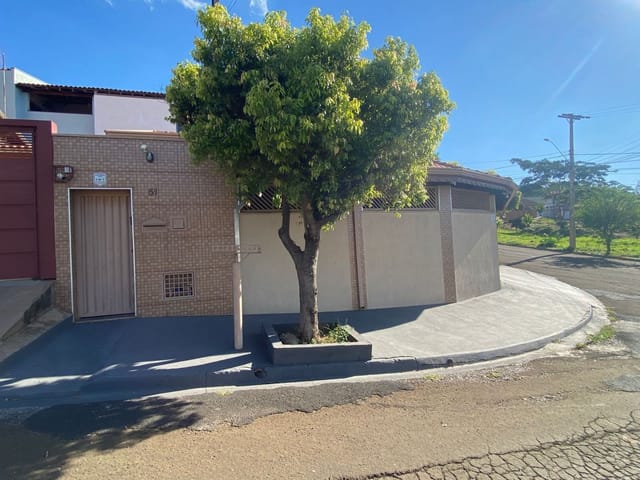 Casa com 125m² 2 quartos e 2 banheiros, à venda, no bairro Jardim Recanto dos Pássaros II em São João da Boa Vista