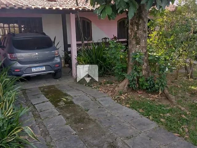 Casa 3 quartos e 2 banheiros, à venda, no bairro Centro em Maricá