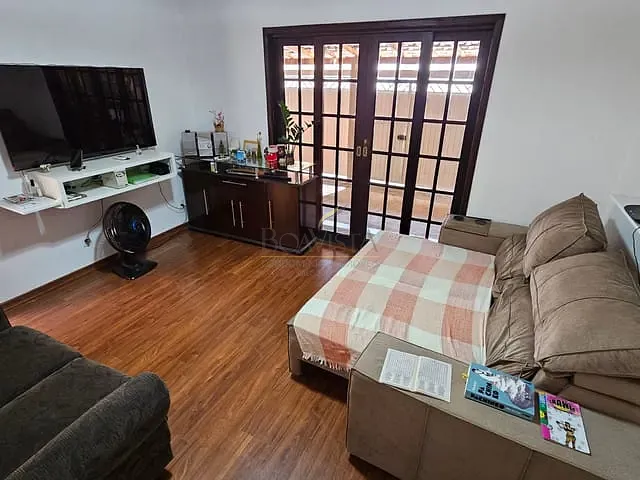 Casa 3 quartos e 2 banheiros, à venda, no bairro Santa Luzia em Bragança Paulista