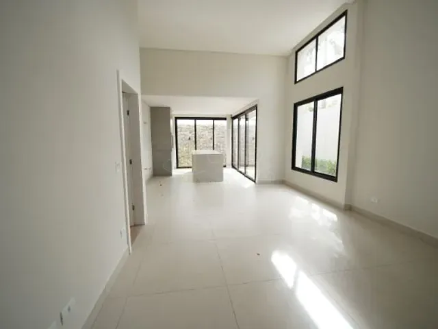 Casa com 220m² 3 quartos e 3 banheiros, à venda, no bairro Condomínio Vivere Parc em Apucarana
