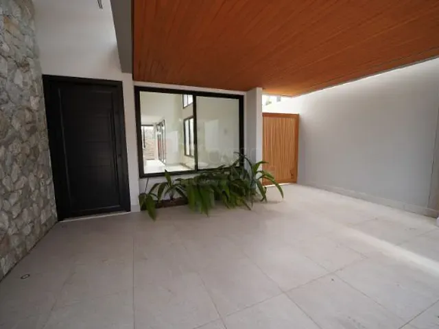Casa com 220m² 3 quartos e 3 banheiros, à venda, no bairro Condomínio Vivere Parc em Apucarana