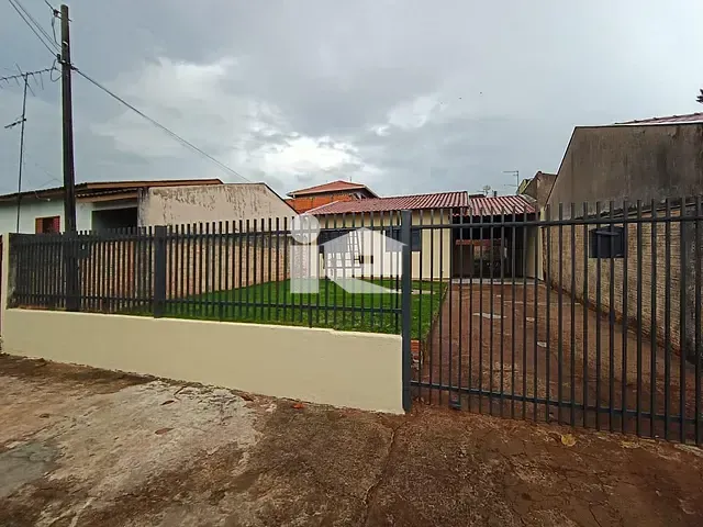 Casa 2 quartos e 1 banheiro, para alugar, no bairro Jardim Belo Horizonte em Rolândia