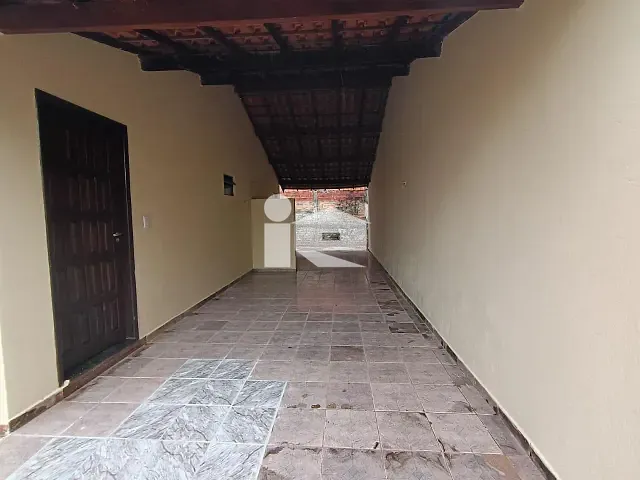 Casa 2 quartos e 1 banheiro, para alugar, no bairro Jardim Belo Horizonte em Rolândia