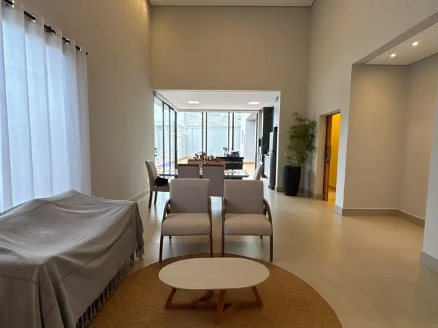 Casa com 360m² 3 quartos e 2 banheiros, para alugar, no bairro Jardim Firenze em Santa Bárbara D'Oeste