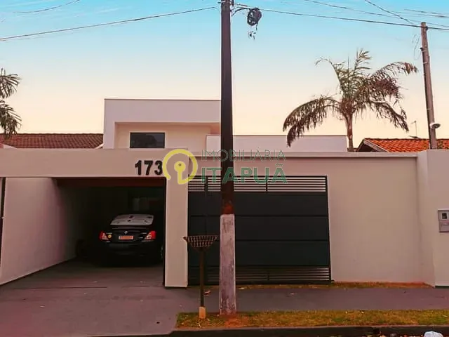 Casa com 200m² 3 quartos e 2 banheiros, à venda, no bairro Jardim Neman Sahyun em Londrina