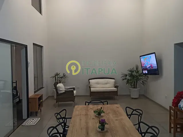 Casa com 200m² 3 quartos e 2 banheiros, à venda, no bairro Jardim Neman Sahyun em Londrina