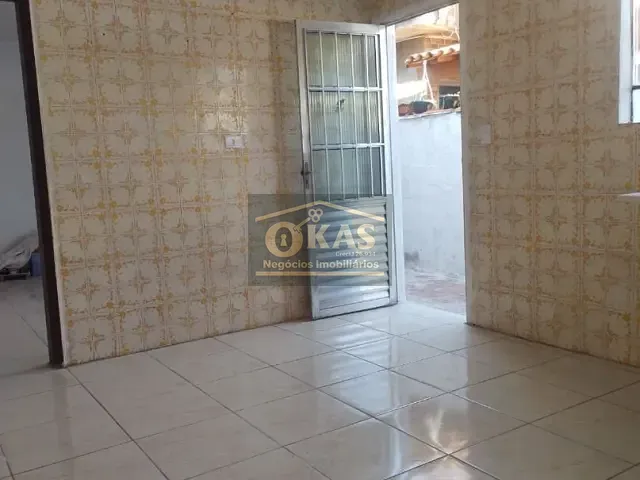 Casa com 125m² 3 quartos e 1 banheiro, à venda, no bairro Vila Amorim em Suzano