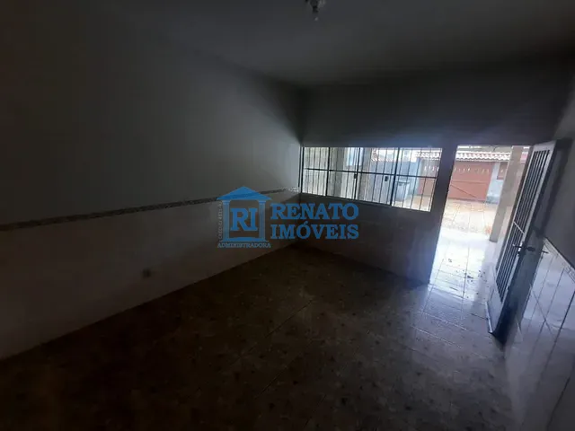 Casa 3 quartos e 2 banheiros, à venda ou para alugar, no bairro Centro em Maricá