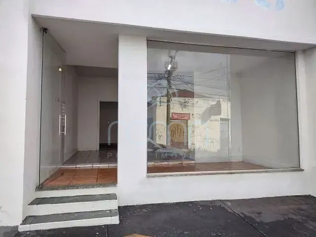 Casa à venda ou para alugar, no bairro Vila Santo Antônio em São José do Rio Preto