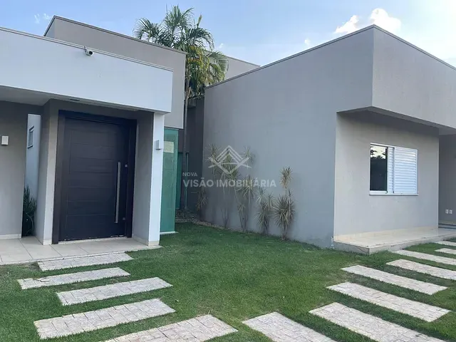 Casa 4 quartos e 5 banheiros, à venda, no bairro Jardim Maringá em Sinop