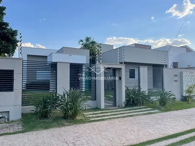 Casa 4 quartos e 5 banheiros, à venda, no bairro Jardim Maringá em Sinop