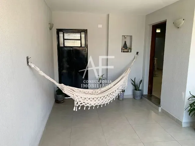 Casa com 169m² 3 quartos e 2 banheiros, à venda, no bairro Centro em Taubaté