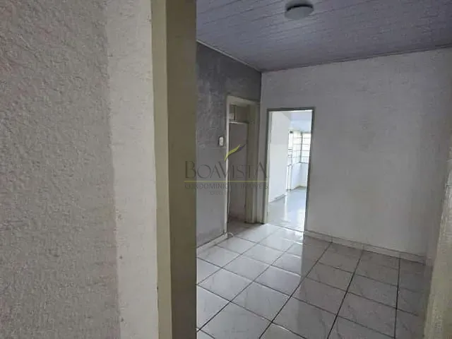 Casa 1 quarto e 1 banheiro, para alugar, no bairro Centro em Piracaia