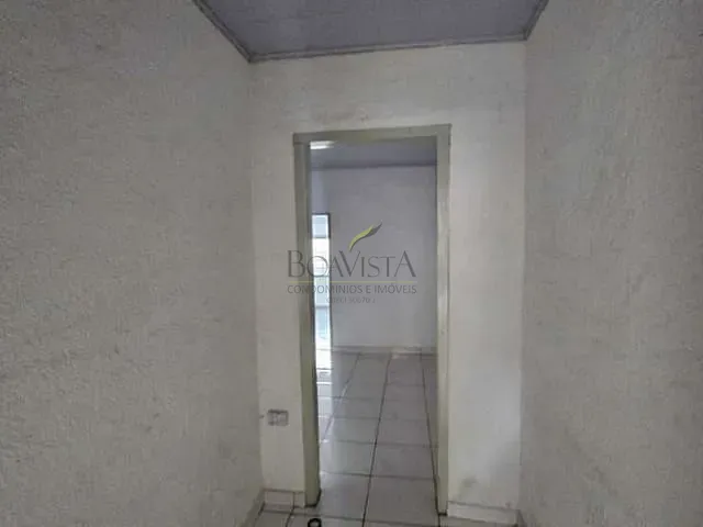 Casa 1 quarto e 1 banheiro, para alugar, no bairro Centro em Piracaia